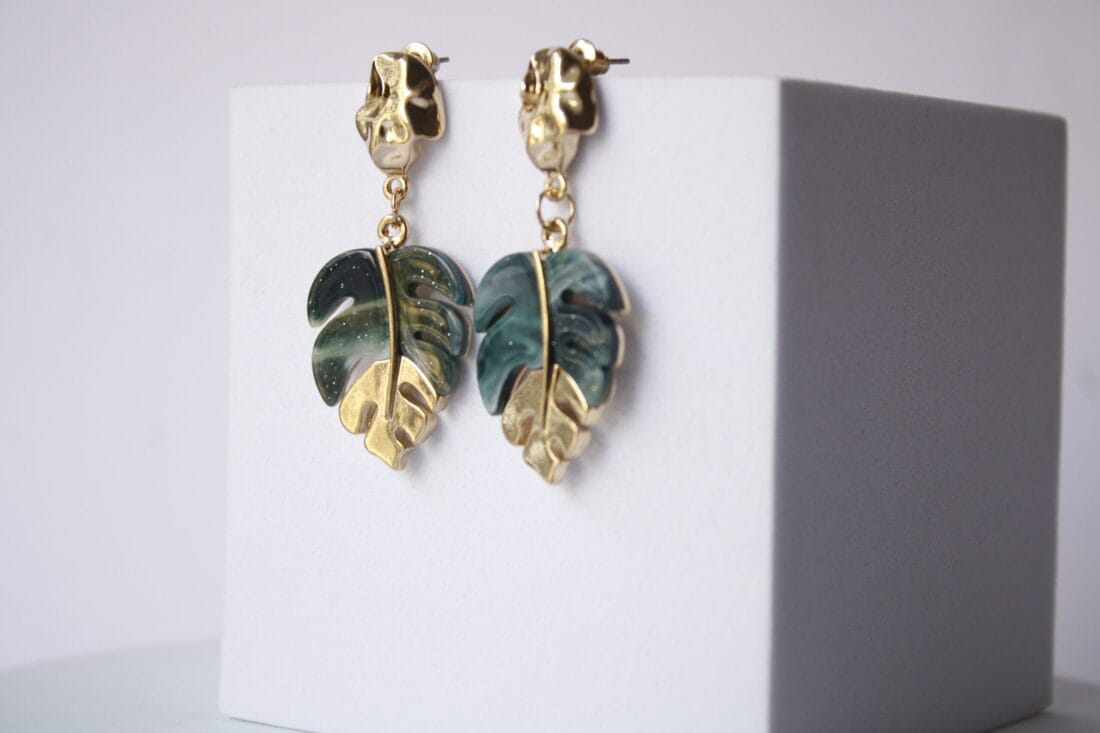Monstera Leaf Golden Earrings - Image 2